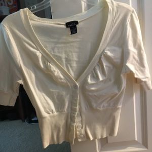 White Rue 21 Shrug